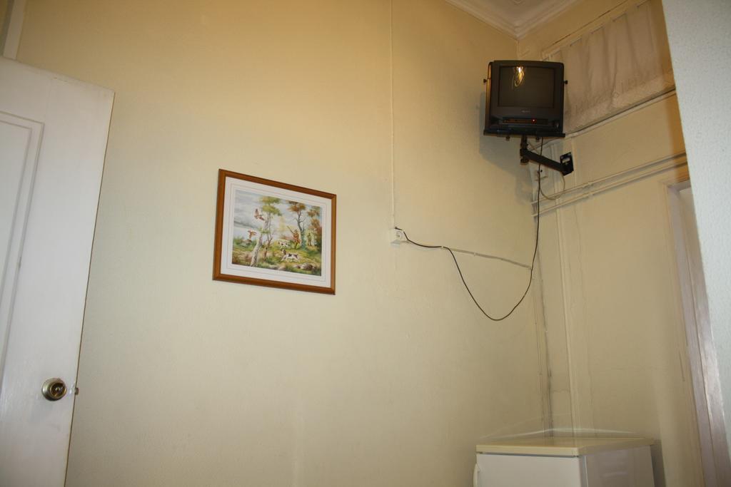 Pensao Residencial Estrela Do Mondego Hotel Lisbon Room photo
